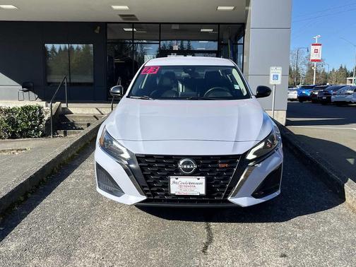 Gray Sky Pearl 2023 Nissan Altima SR FWD