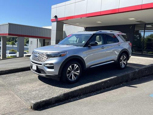Iconic Silver Metallic 2020 Ford Explorer Platinum