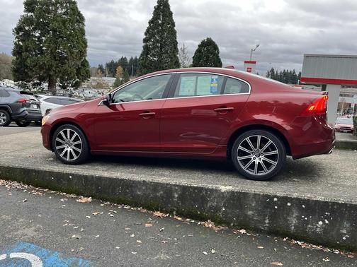 2017 Volvo S60 Inscription T5