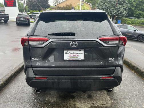 Magnetic Gray Metallic 2025 Toyota RAV4 XLE