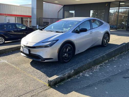 2026 Toyota Prius LE