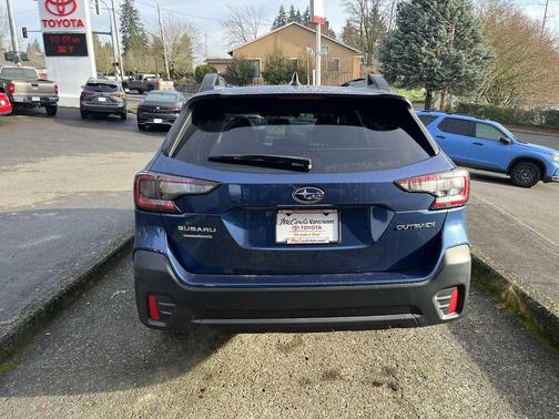 2022 Subaru Outback Premium