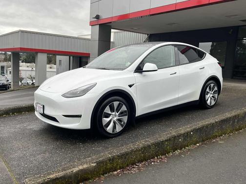 2023 Tesla Model Y AWD