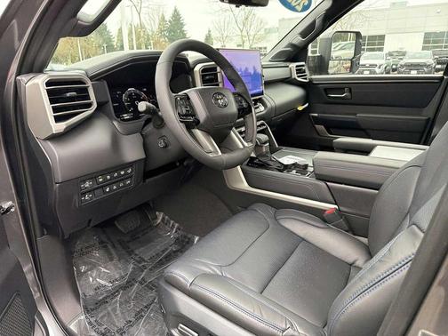 2026 Toyota Tundra Hybrid Platinum