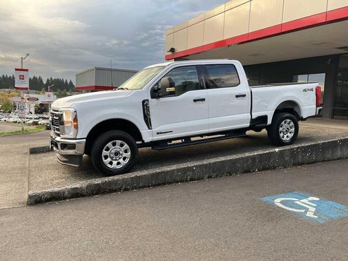 2024 Ford F-250 XLT