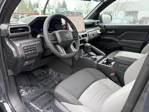 2026 Toyota Tacoma Hybrid TRD Off Road