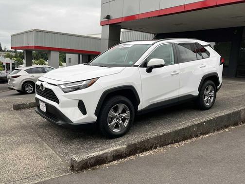 White 2022 Toyota RAV4 XLE