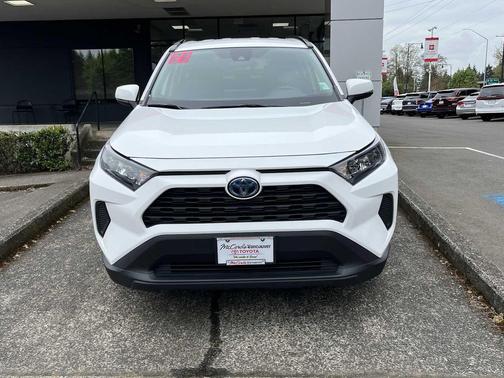 Super White 2021 Toyota RAV4 Hybrid LE