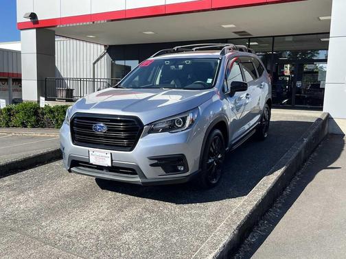 Ice Silver Metallic 2022 Subaru Ascent Onyx Edition 7-Passenger
