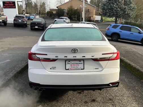 2025 Toyota Camry SE