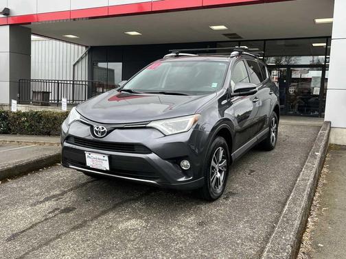 Magnetic Gray Metallic 2016 Toyota RAV4 XLE