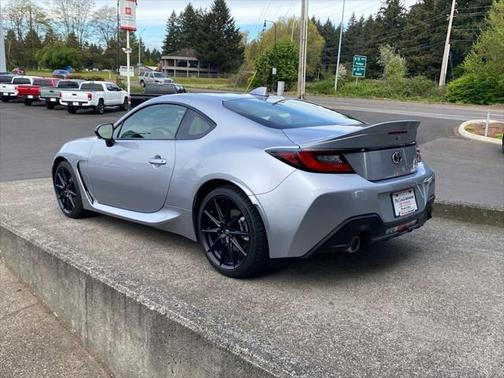 2024 Toyota GR86 Premium