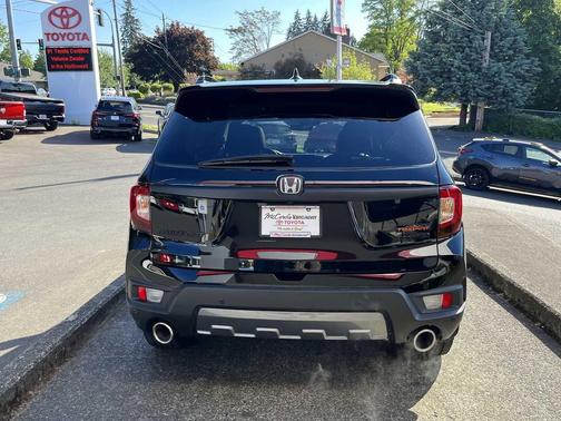 Crystal Black Pearl 2023 Honda Passport AWD TrailSport