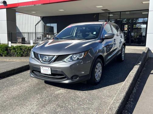 Gun Metallic 2019 Nissan Rogue Sport S