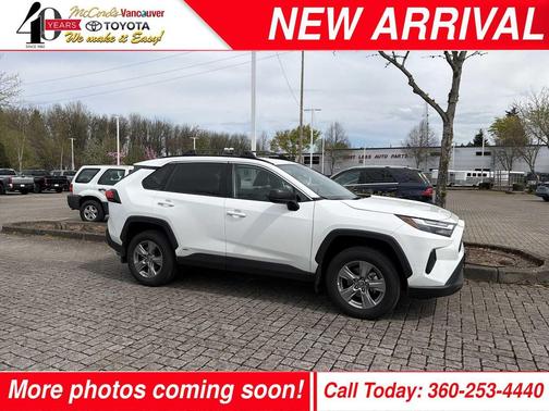 2024 Toyota RAV4 Hybrid LE