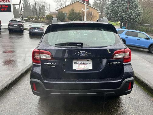 2018 Subaru Outback 2.5i