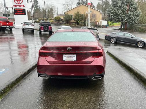 2021 Toyota Avalon XLE
