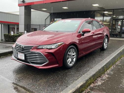 2021 Toyota Avalon XLE