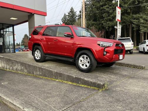 Barcelona Red Metallic 2024 Toyota 4Runner SR5 Premium