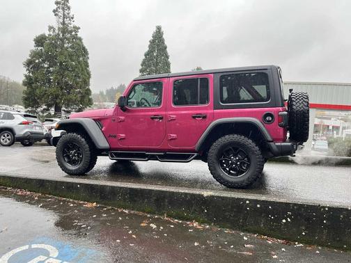 2024 Jeep Wrangler Willys