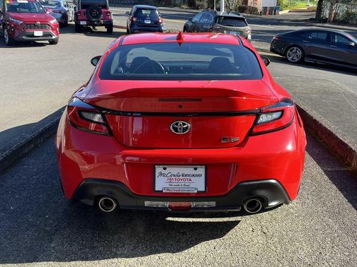 2023 Toyota GR86 Premium