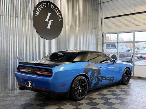 2016 Dodge Challenger R/T Scat Pack