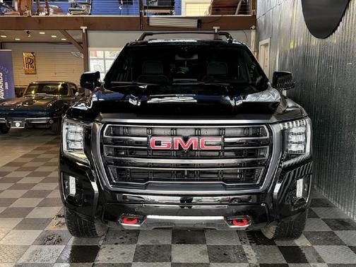 2024 GMC Yukon AT4