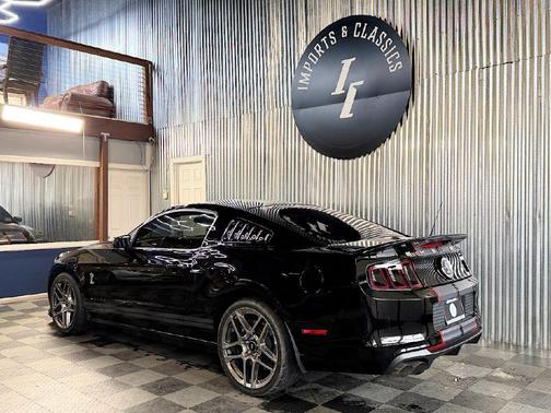 2013 Ford Shelby GT500 Base