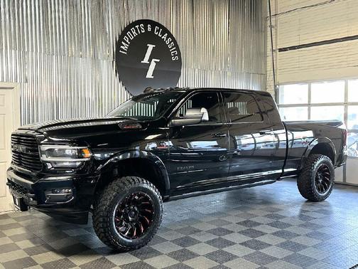 2020 RAM 3500 Laramie