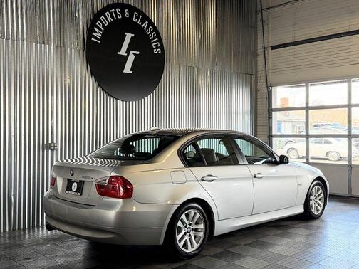2006 BMW 325 xi