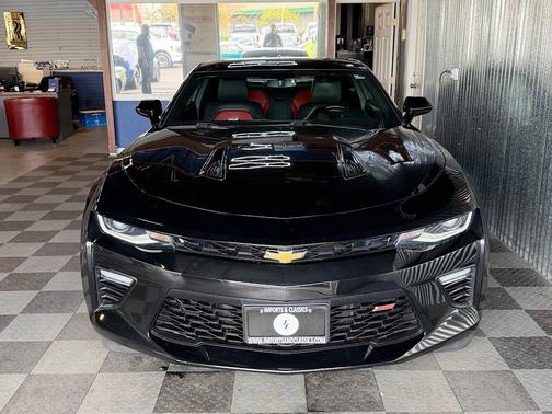 Black 2018 Chevrolet Camaro 2SS