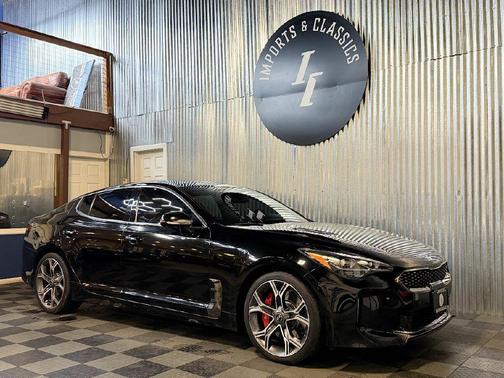 2018 Kia Stinger GT1