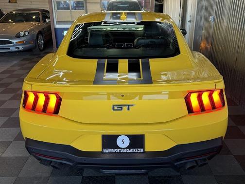 2024 Ford Mustang GT Premium