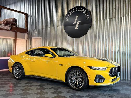 2024 Ford Mustang GT Premium