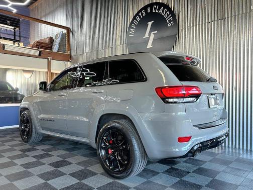 2020 Jeep Grand Cherokee SRT