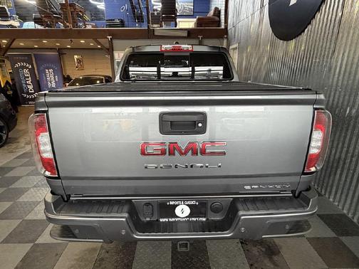2021 GMC Canyon Denali