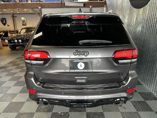 2020 Jeep Grand Cherokee SRT