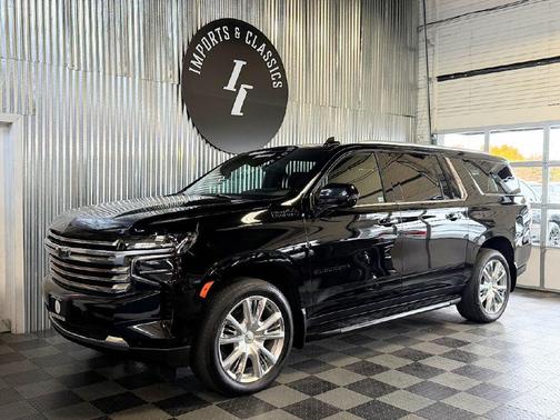 2023 Chevrolet Suburban High Country
