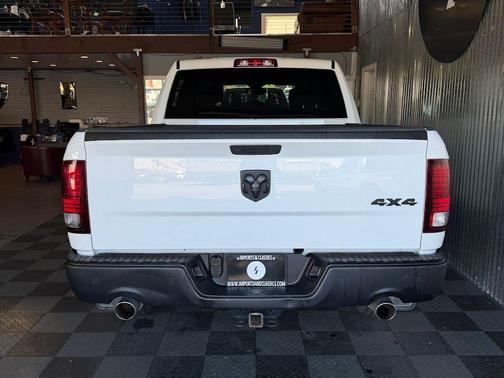 Bright White Clearcoat 2021 RAM 1500 Classic SLT