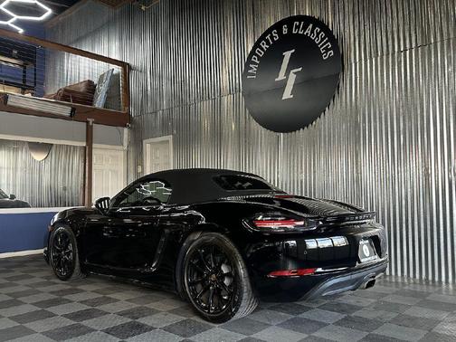 2021 Porsche 718 Boxster Base