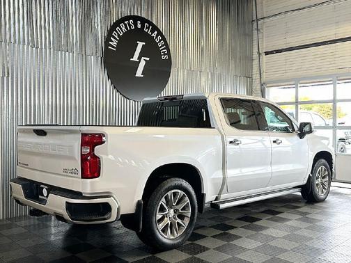 2022 Chevrolet Silverado 1500 Limited High Country