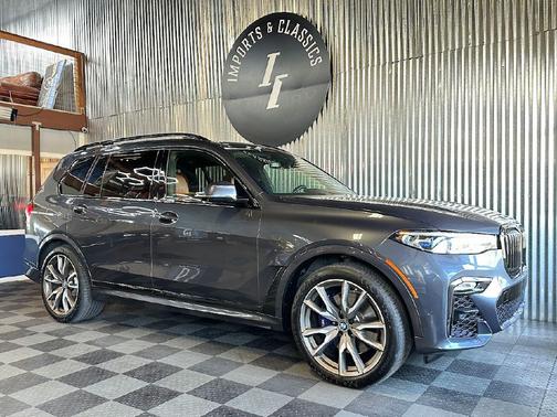 2020 BMW X7 M50i