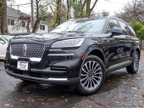 2023 Lincoln Aviator Standard AWD
