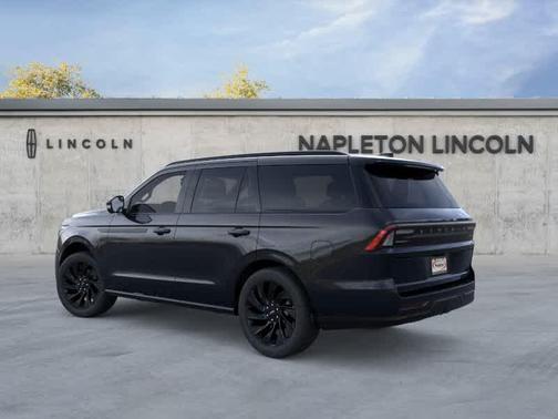 Infinite Black Metallic Clearcoat 2026 Lincoln Navigator Reserve