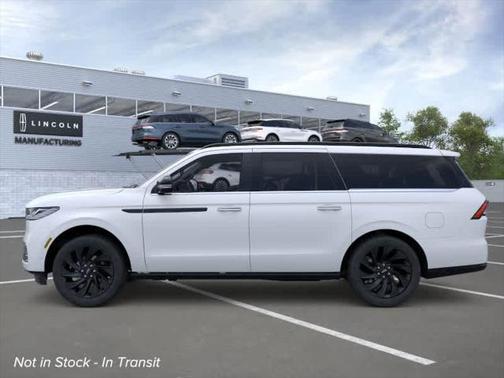 2025 Lincoln Navigator Reserve