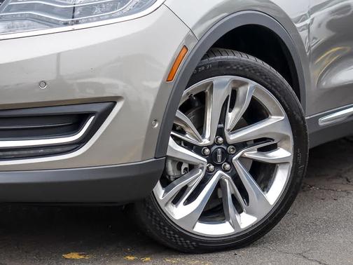 Magnetic Gray Metallic 2018 Lincoln MKX Reserve