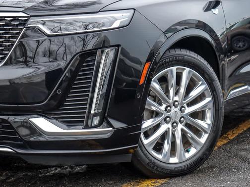 2020 Cadillac XT6 Premium Luxury FWD
