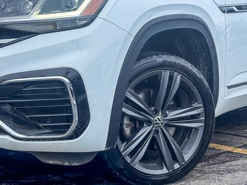 2021 Volkswagen Atlas 3.6L SE w/Technology