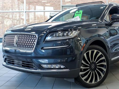 2022 Lincoln Nautilus Black Label