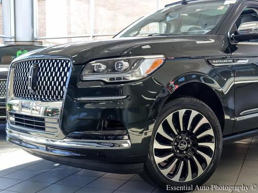 2022 Lincoln Navigator Black Label
